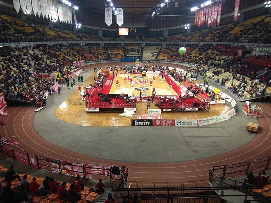 Fred- och vänskapsstadion